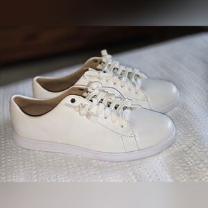 Cole Haan tennis shoes 7